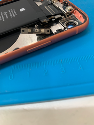 iphoneボタン陥没