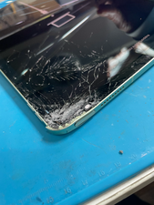 ipadボタン陥没